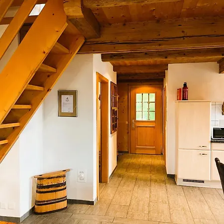 Haus Itten Gemuetlich Und Rustikal דירה *