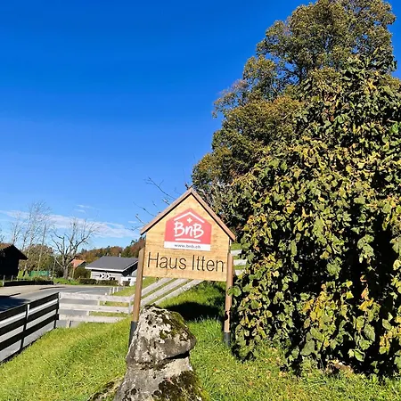 Haus Itten Gemuetlich Und Rustikal Appartamento *