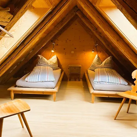 Haus Itten Gemuetlich Und Rustikal דירה *