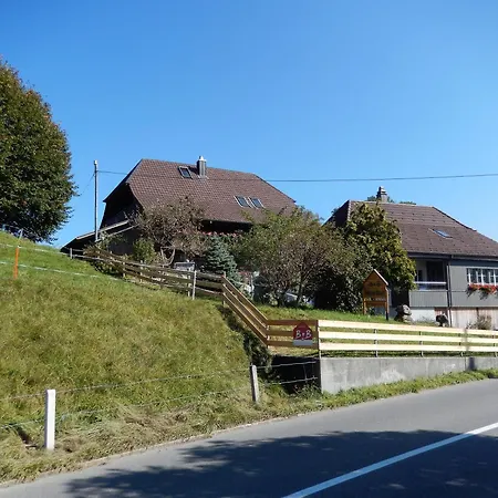 Haus Itten Gemuetlich Und Rustikal Hondrich