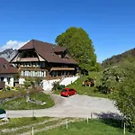 شقة Haus Itten Gemuetlich Und Rustikal *
