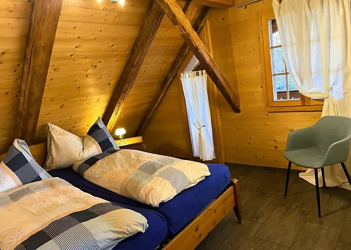 Haus Itten Gemütlich Und Rustikal Apartamento Hondrich