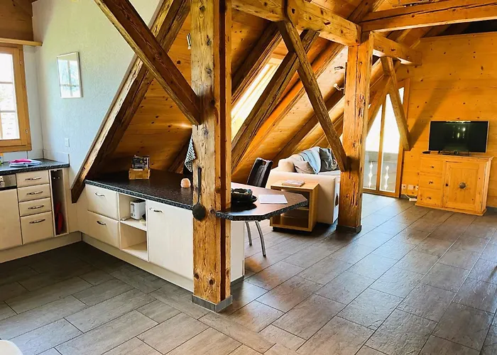 Haus Itten Gemütlich Und Rustikal Apartamento Hondrich