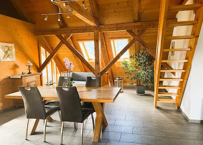 Haus Itten Gemütlich Und Rustikal Apartamento Hondrich