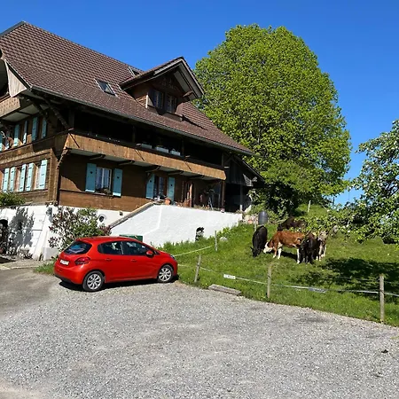 Haus Itten Gemuetlich Und Rustikal Lejlighed Hondrich