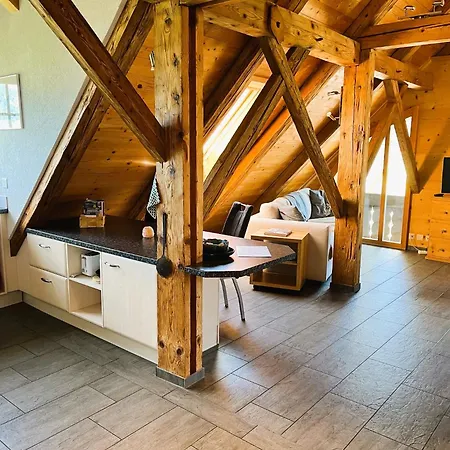 Haus Itten Gemuetlich Und Rustikal Apartment Hondrich